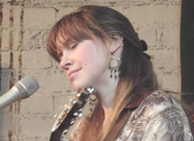 Sarah McQuaid - UK and Ireland Tour